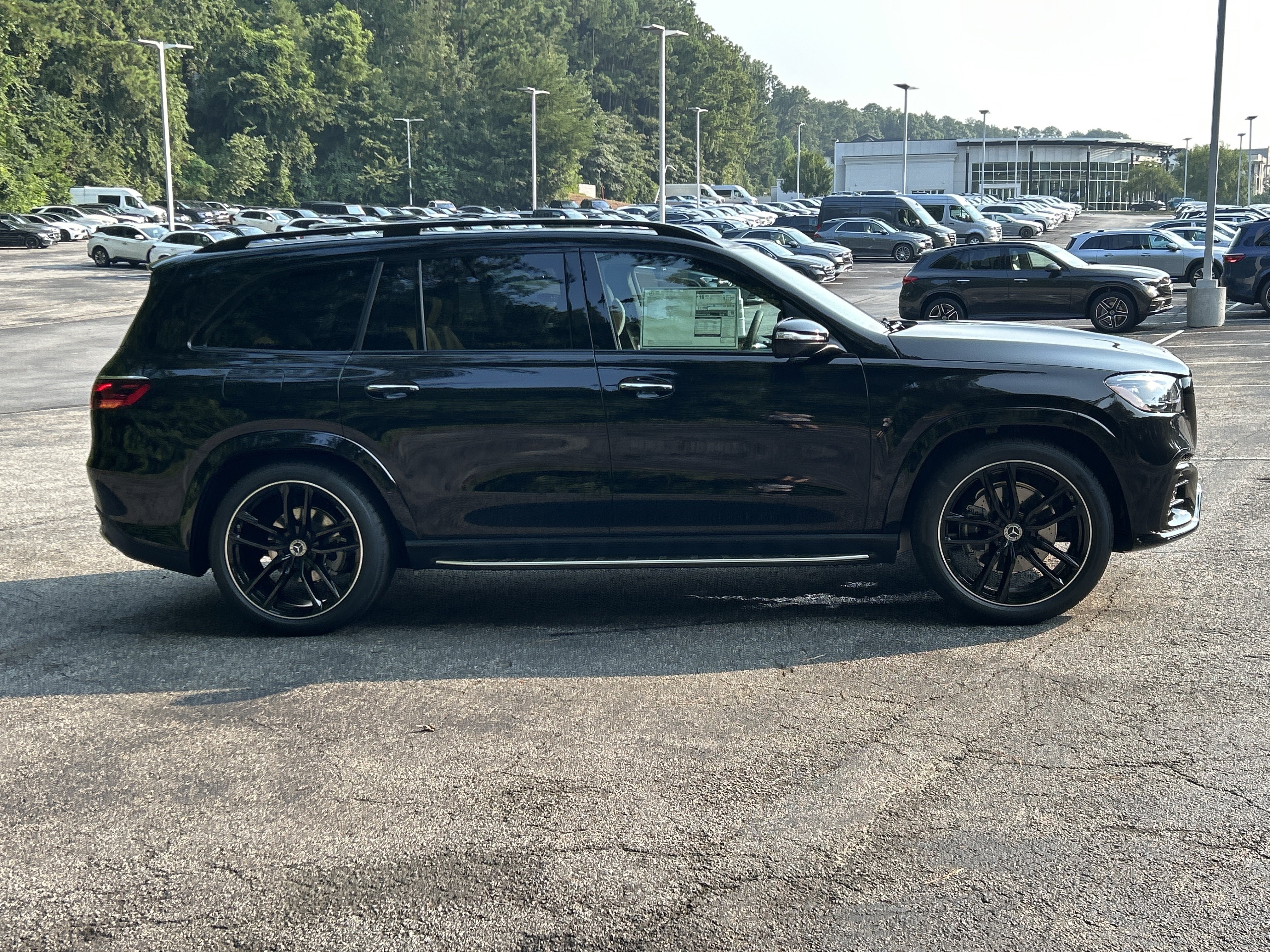 New 2026 Mercedes-Benz GLS 580 4MATIC image 5