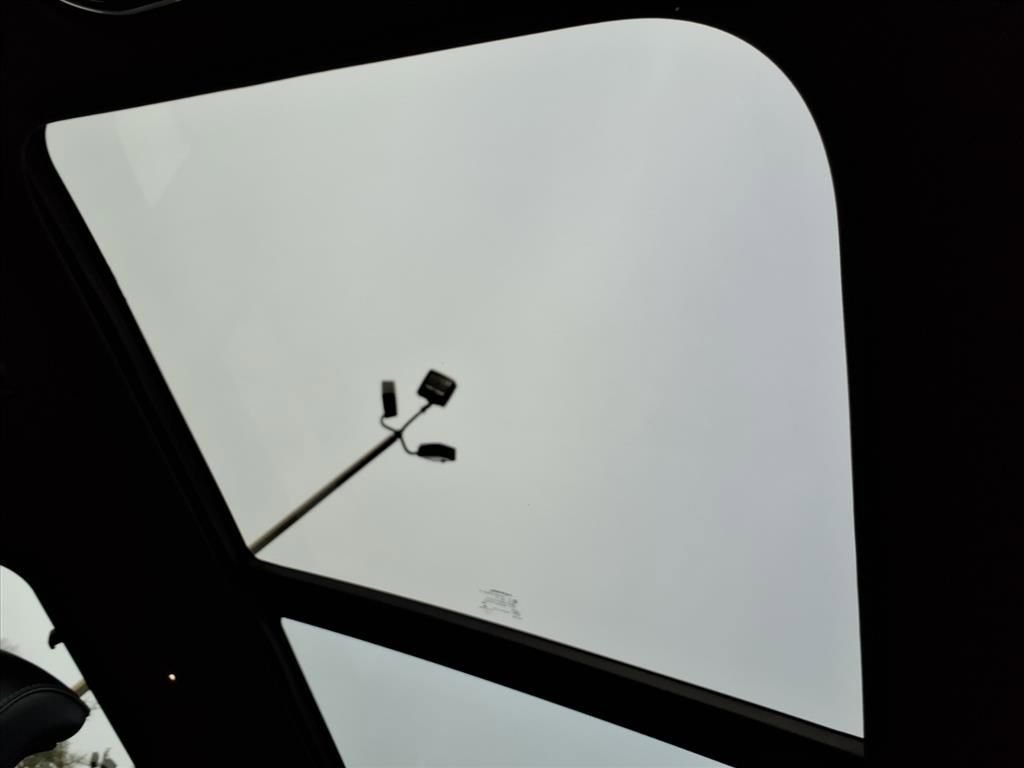 Used 2021 Jeep Grand Cherokee L Overland w/ Advanced Protech Group III image 12