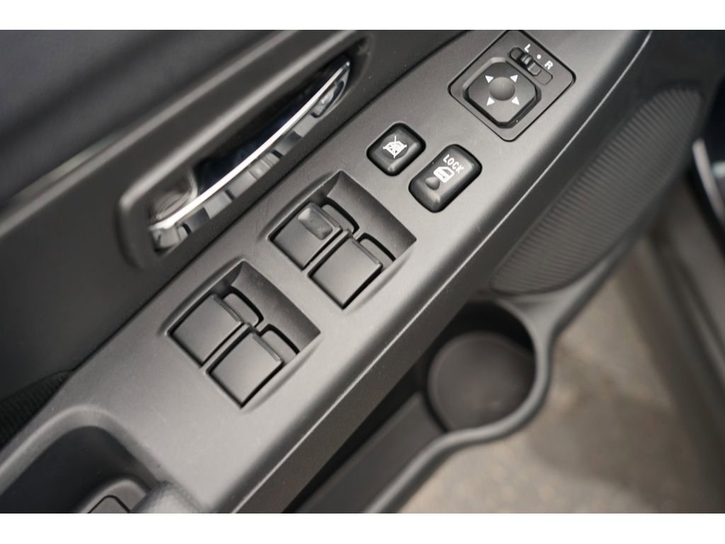 Used 2024 Mitsubishi Outlander Sport ES image 16