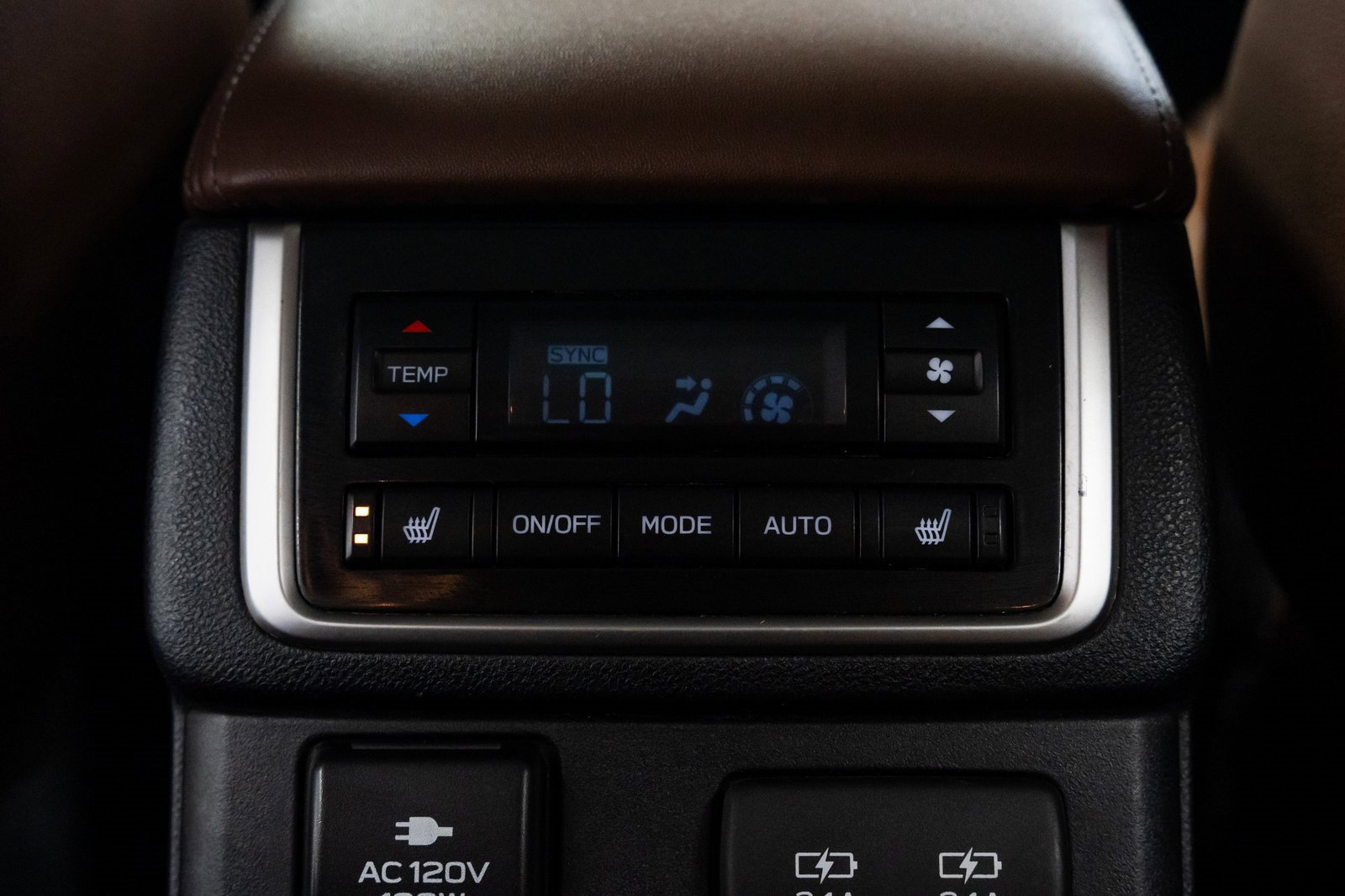 Used 2022 Subaru Ascent Touring image 24