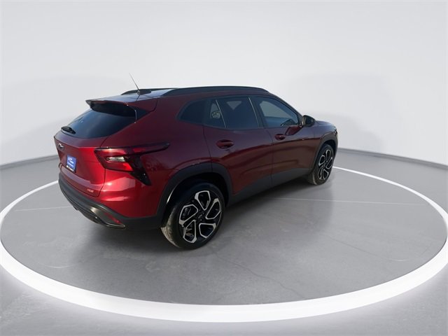 Used 2024 Chevrolet Trax RS image 11