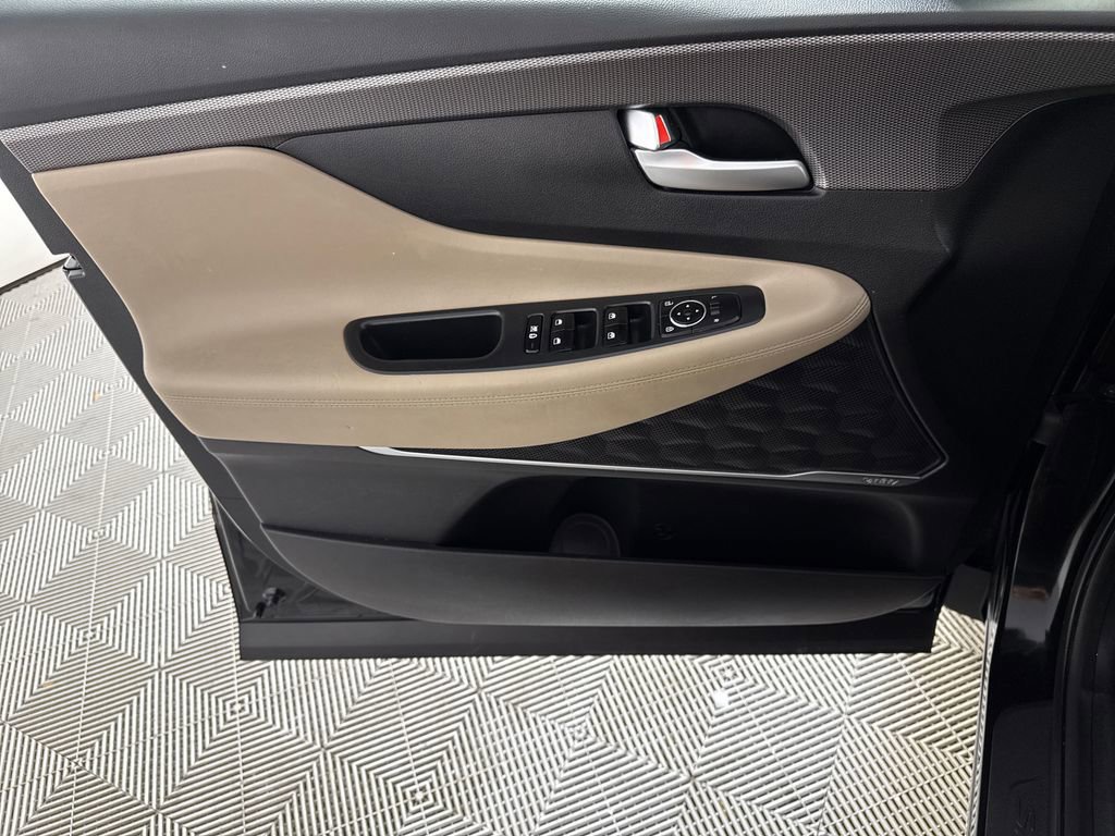 Used 2019 Hyundai Santa Fe SEL FWD image 10