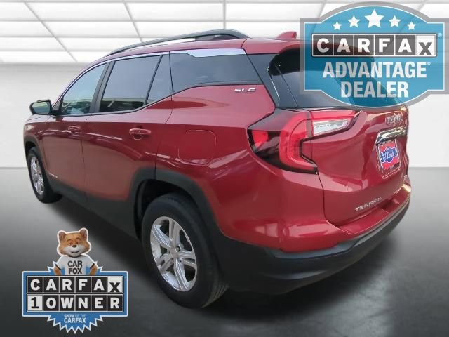 Used 2022 GMC Terrain SLE w/ Driver Convenience Package image 2