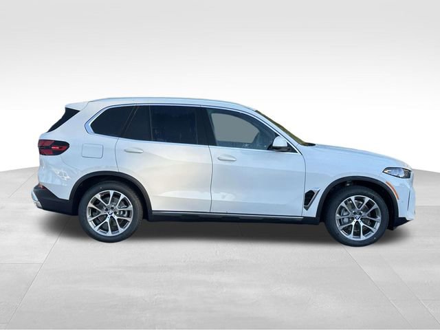 New 2026 BMW X5 xDrive40i w/ Premium Package video 2