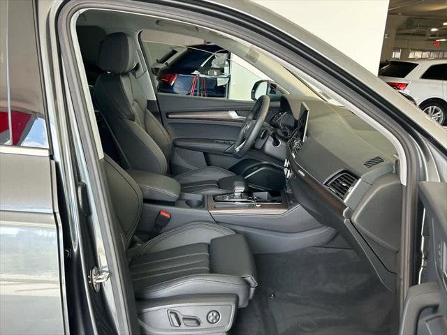 Certified 2025 Audi Q5 2.0T Premium Plus image 23