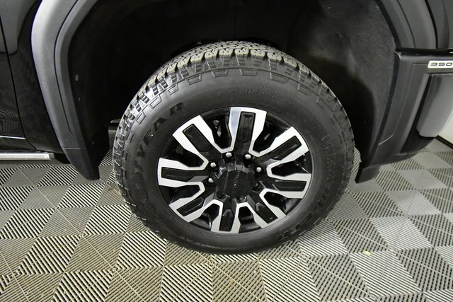 Used 2024 GMC Sierra 3500 Denali Ultimate image 17