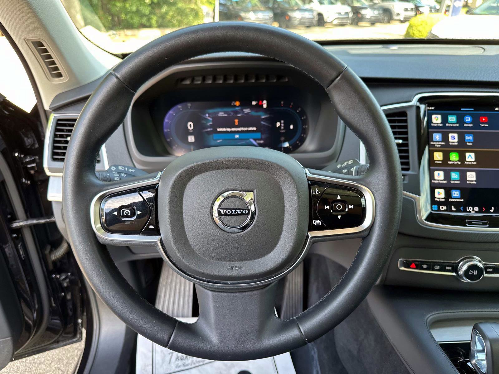 Certified 2024 Volvo XC90 B5 Core image 25