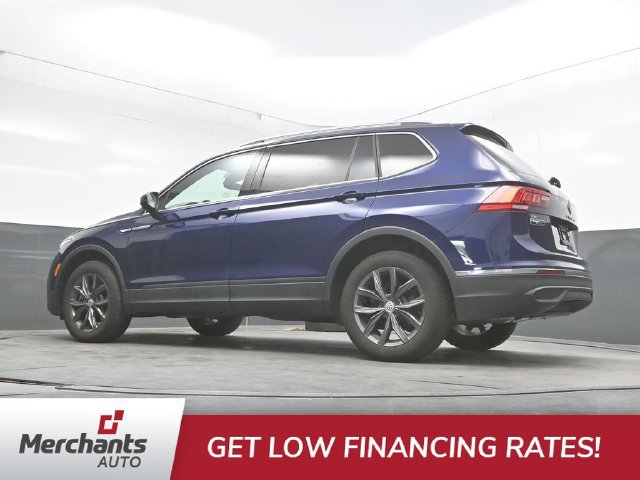 Used 2022 Volkswagen Tiguan SE AWD/4WD image 41