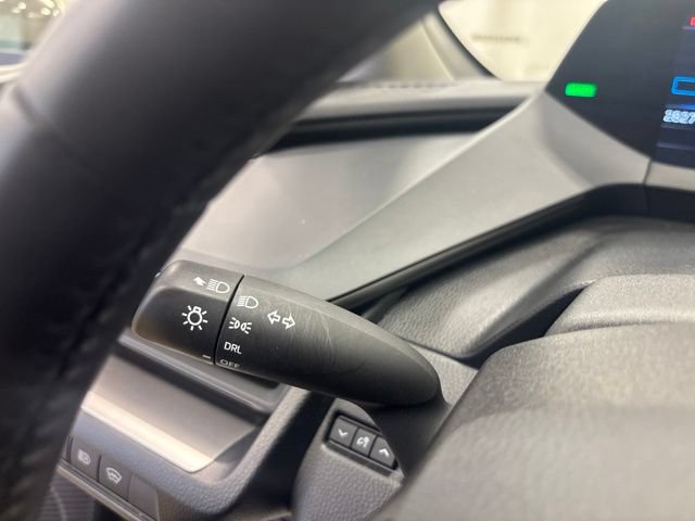 Used 2025 Toyota Prius LE FWD image 25