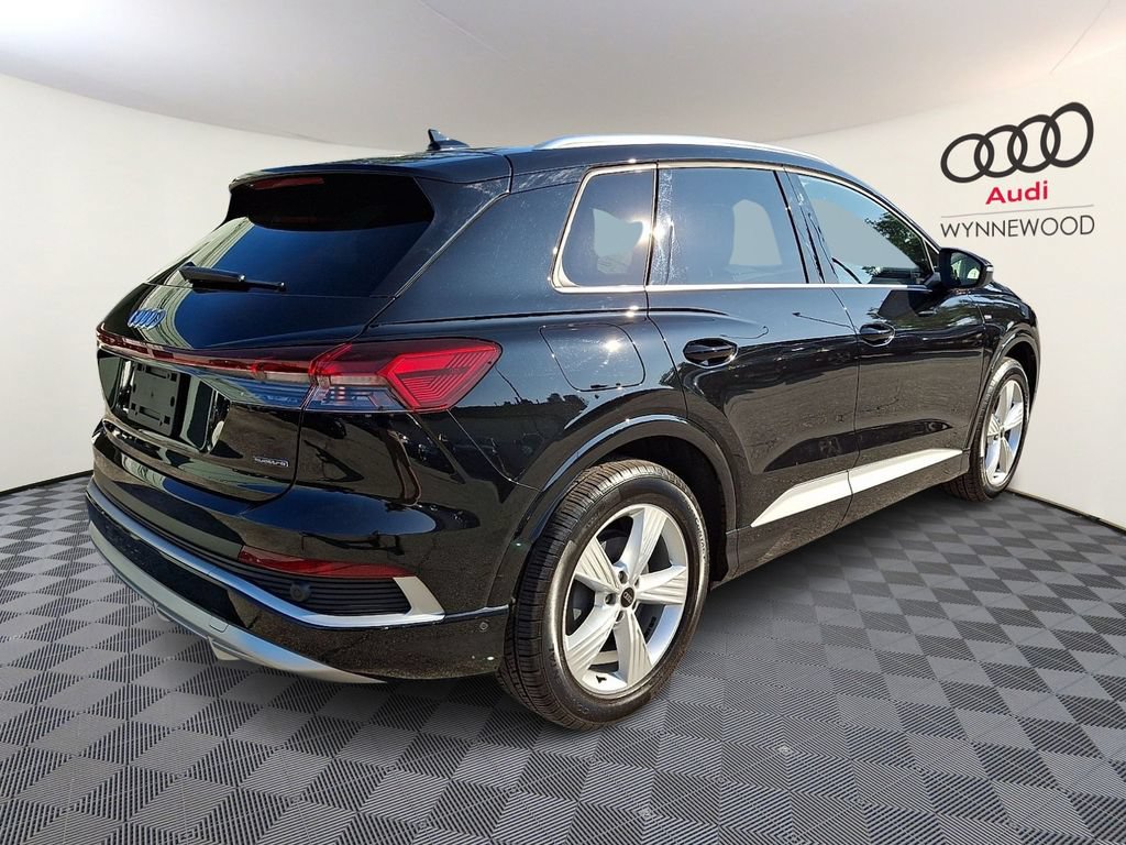 Certified 2024 Audi Q4 e-tron Premium Plus w/ Premium Plus AWD/4WD image 6