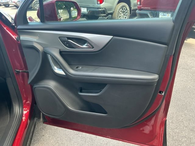 Used 2020 Chevrolet Blazer LT AWD/4WD image 24