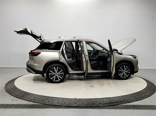 Used 2025 INFINITI QX60 Sensory image 16