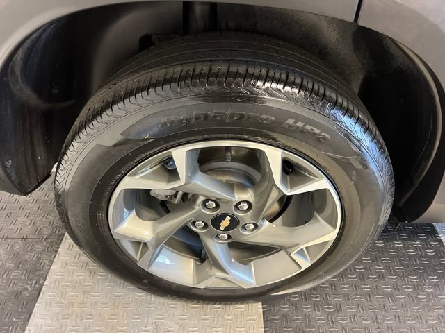Used 2024 Chevrolet Trax LT w/ Driver Confidence Package FWD image 14