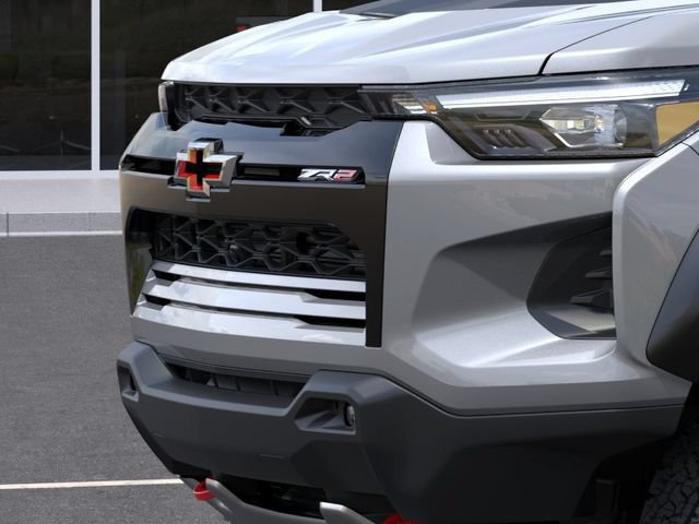 New 2026 Chevrolet Colorado ZR2 w/ Technology Package AWD/4WD image 13
