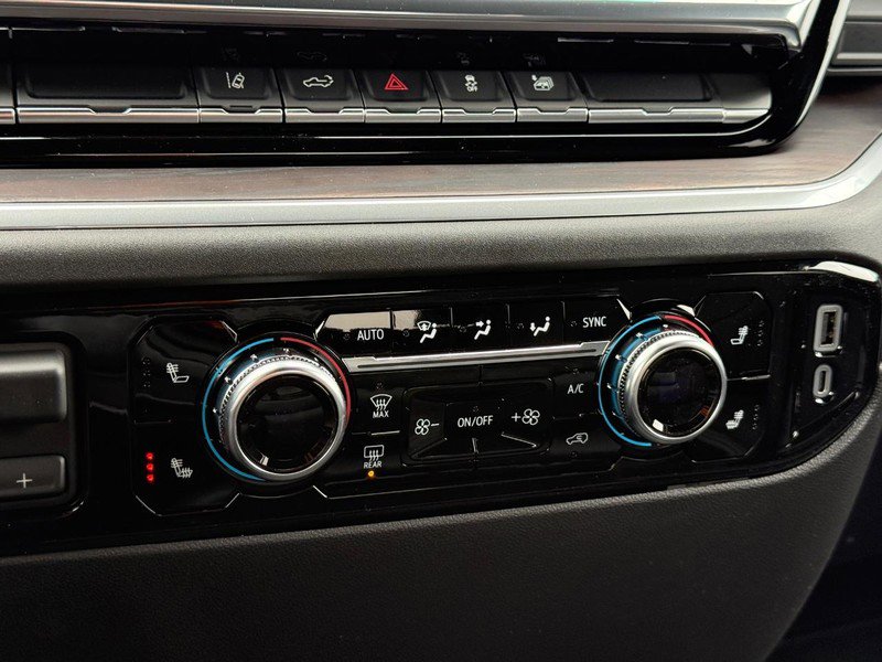 New 2026 GMC Sierra 2500 SLT image 14