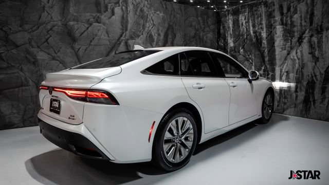 Used 2024 Toyota Mirai XLE w/ Advanced Technology Package image 23