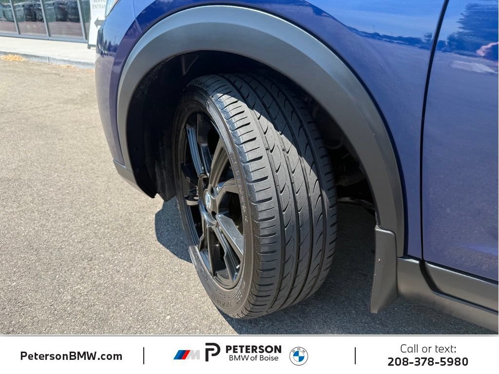 Used 2020 Nissan Kicks SR w/ SR Premium Package FWD image 31