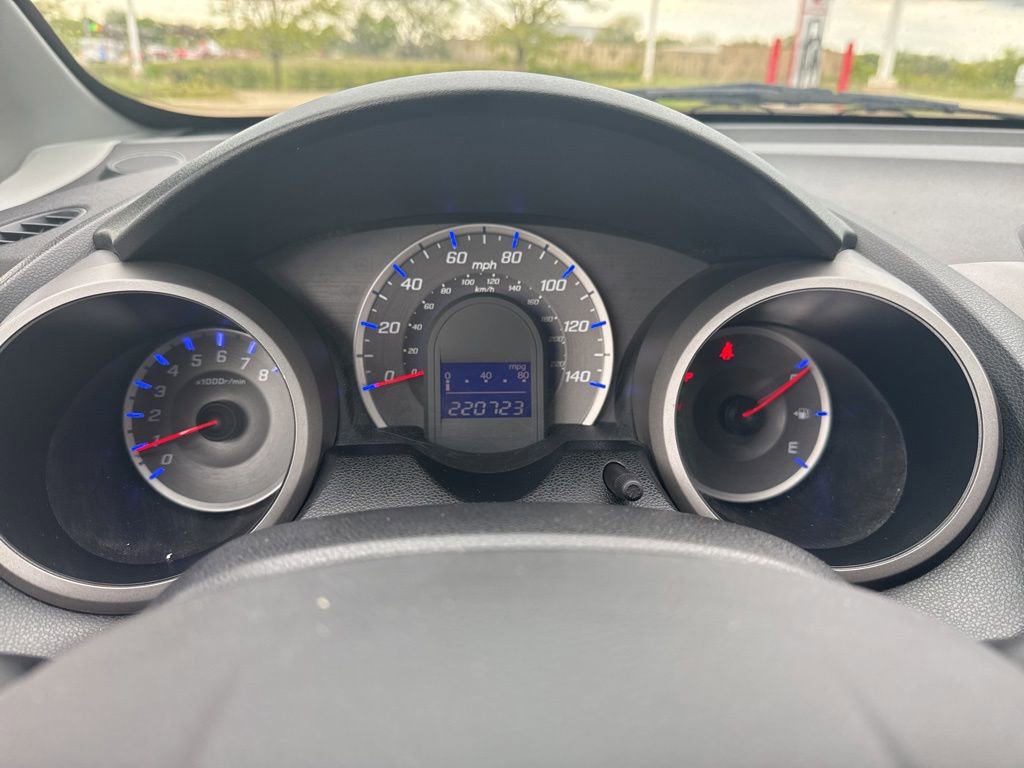 Used 2011 Honda Fit image 11