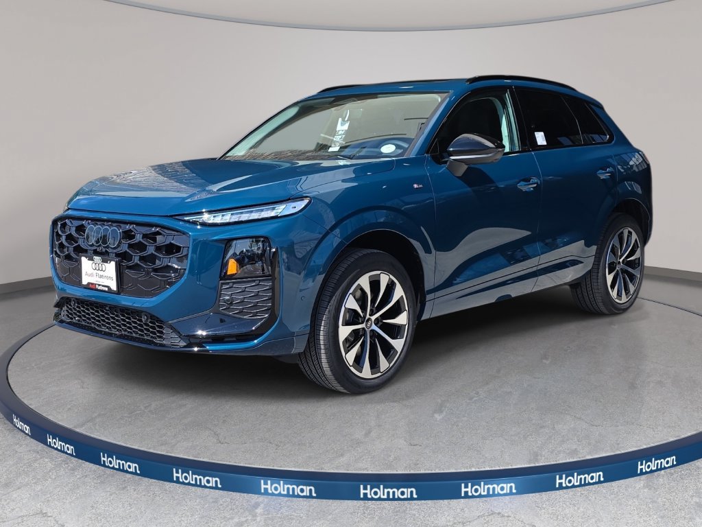 New 2026 Audi Q3 quattro 2.0T AWD/4WD image 1