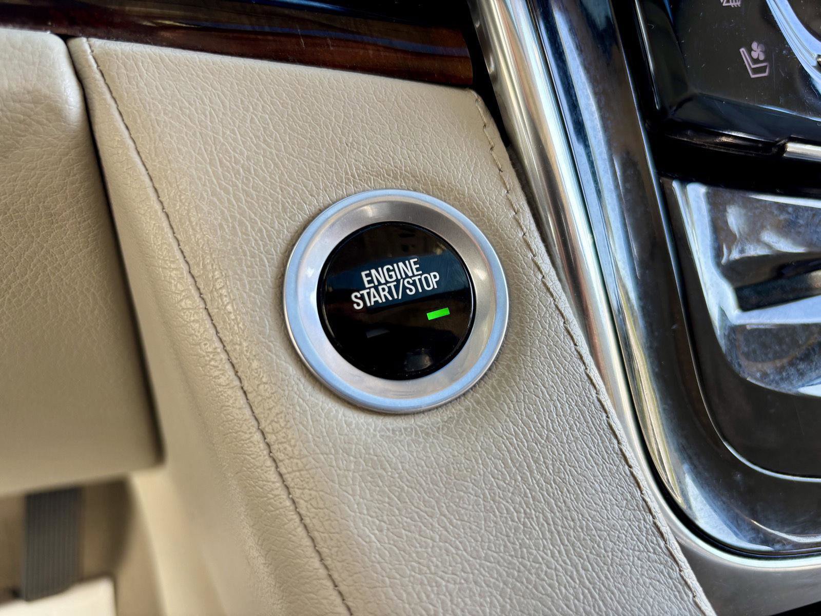 Used 2015 Cadillac Escalade ESV Premium image 31