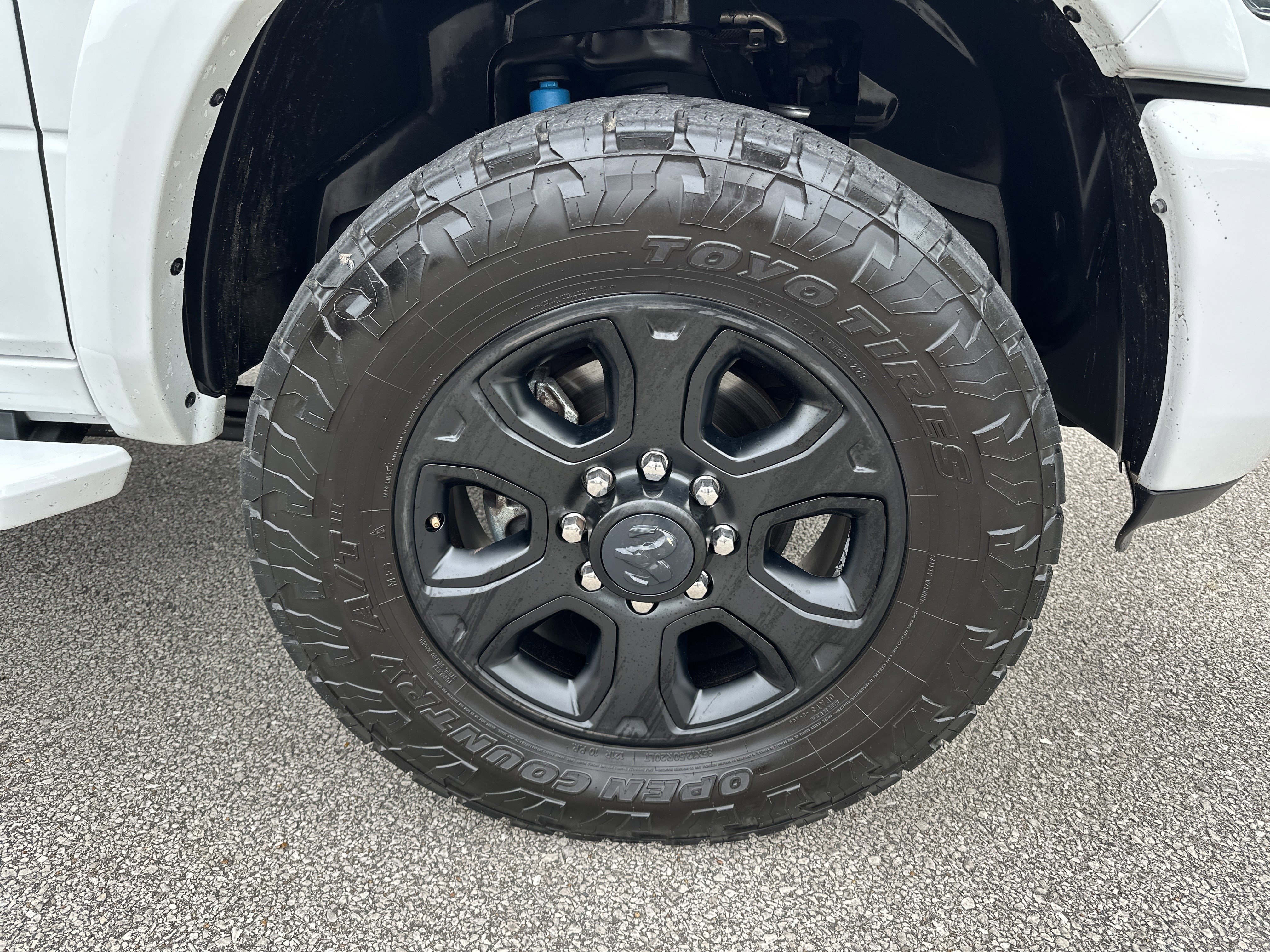 Used 2018 RAM 2500 Big Horn w/ Sport Appearance Group image 13