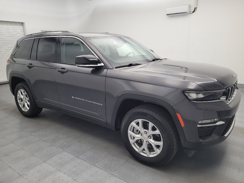 Used 2023 Jeep Grand Cherokee Limited AWD/4WD image 11