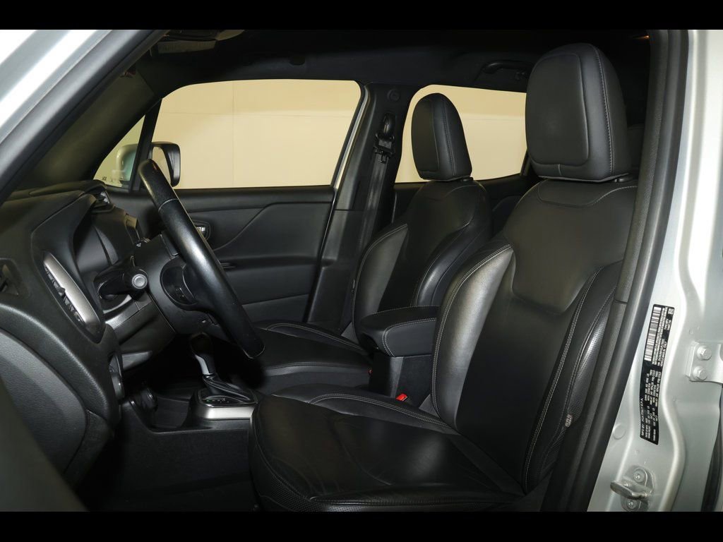 Used 2020 Jeep Renegade Altitude image 17