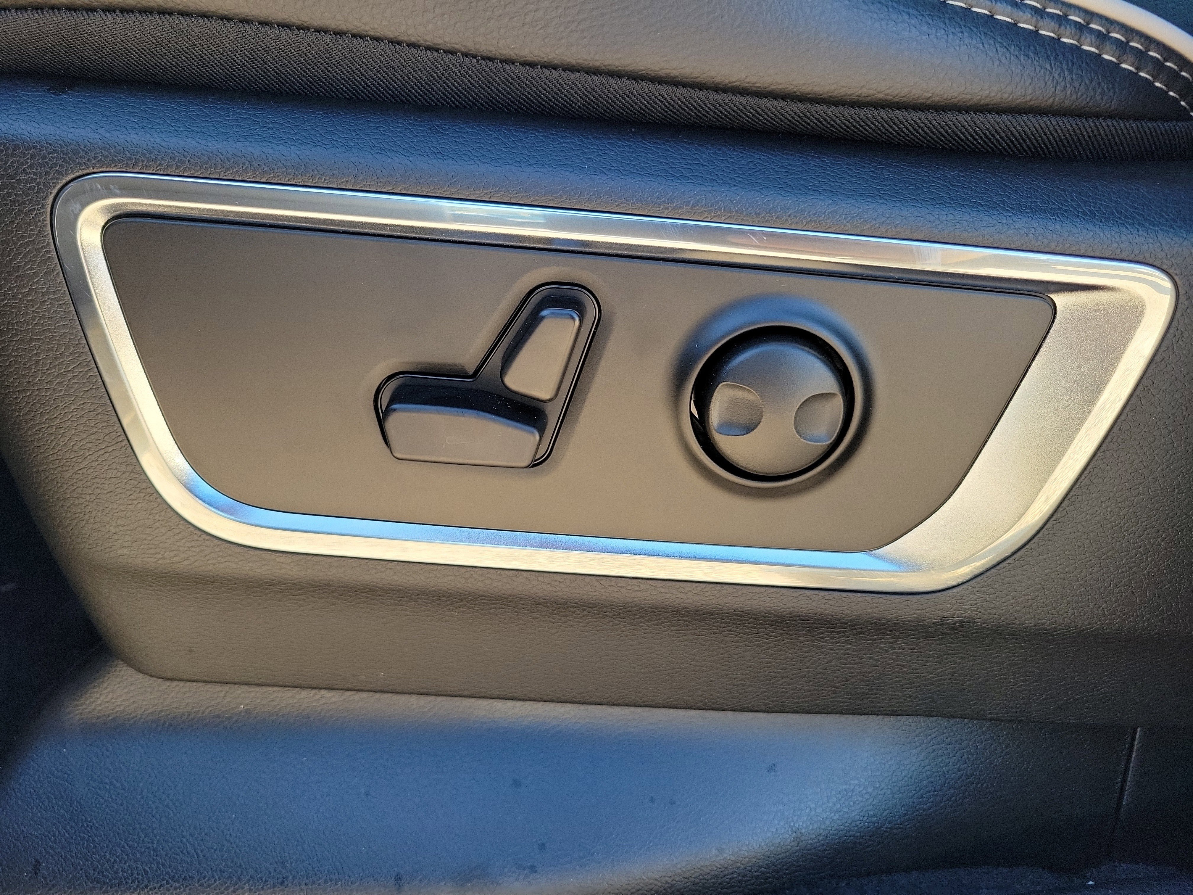 New 2026 RAM 1500 Laramie w/ Laramie Preferred Package image 11