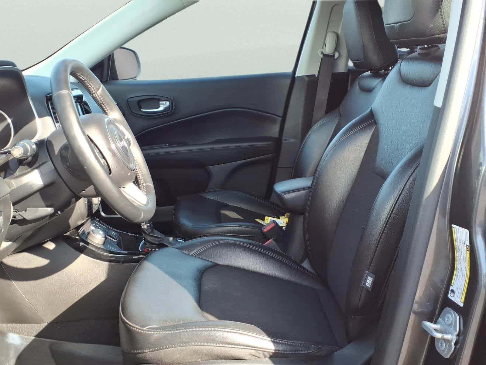 Used 2020 Jeep Compass Latitude AWD/4WD image 15