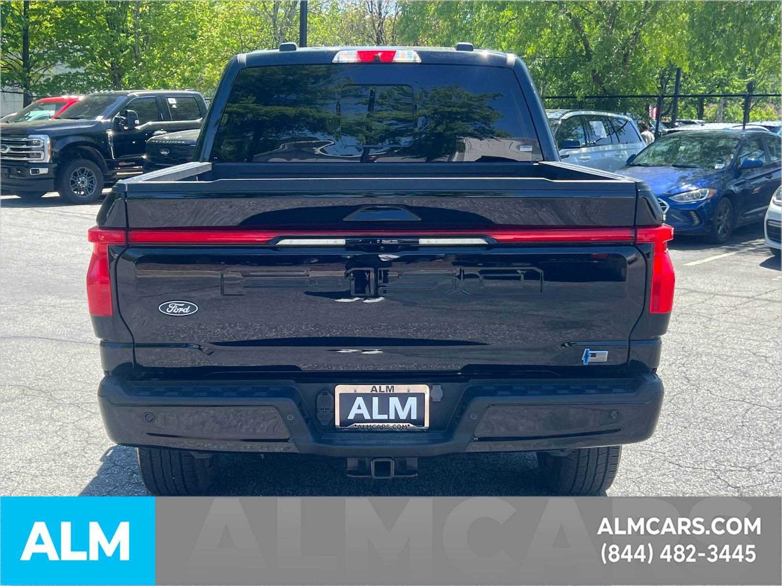 Used 2024 Ford F150 Lightning Platinum AWD/4WD image 6