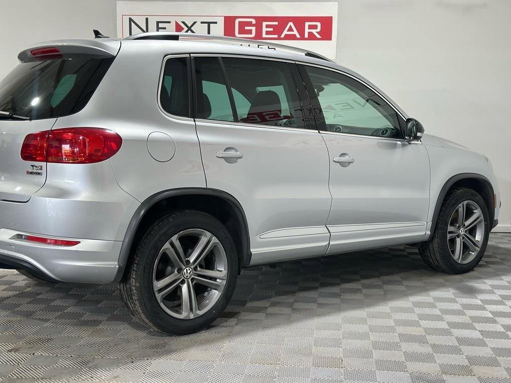 Used 2017 Volkswagen Tiguan Sport AWD/4WD image 7