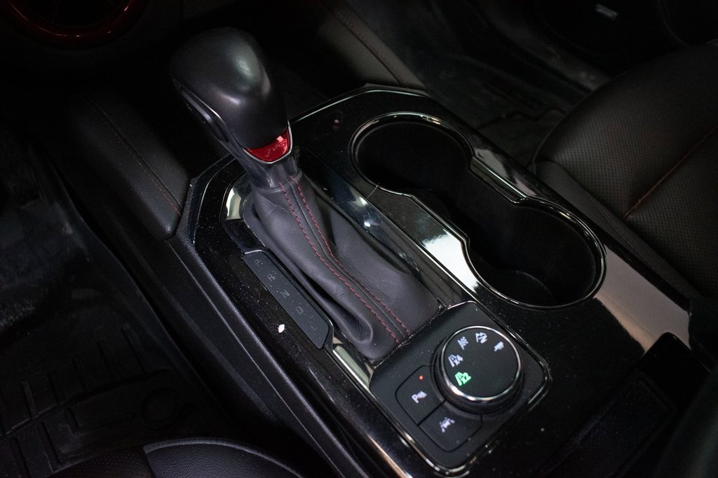 Used 2021 Chevrolet Blazer RS w/ Enhanced Convenience Package image 18