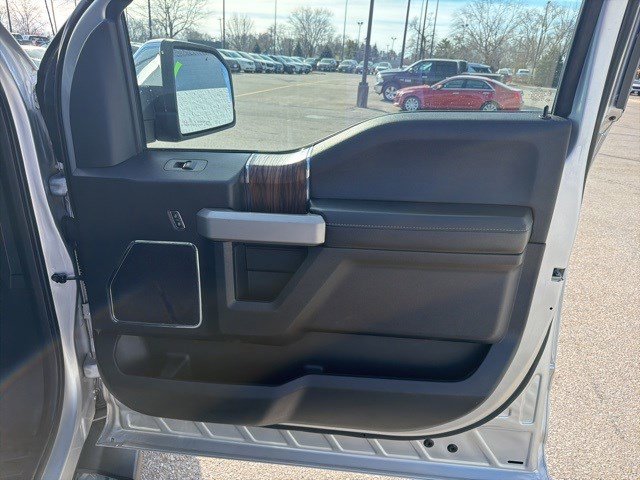 Used 2018 Ford F150 Lariat image 17
