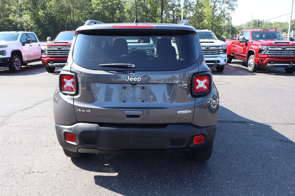 Used 2021 Jeep Renegade Latitude AWD/4WD image 32