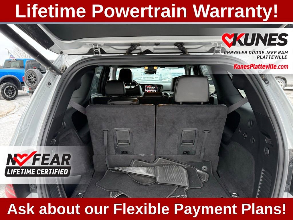 Used 2025 Dodge Durango R/T image 35