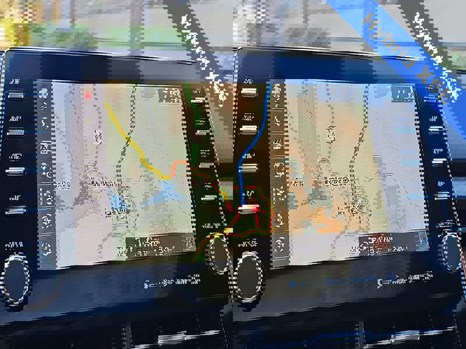 Used 2021 Toyota Avalon XSE image 27