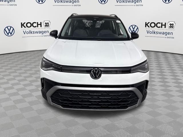 New 2026 Volkswagen Taos SE AWD/4WD image 2