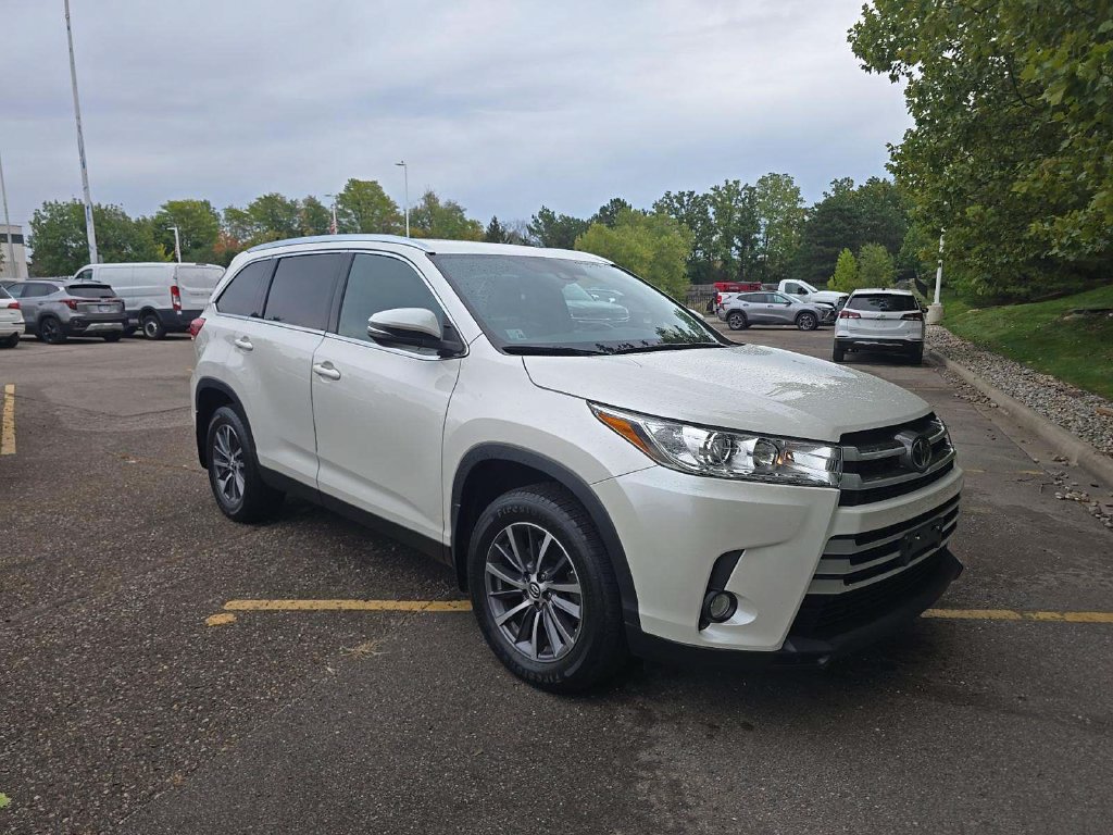 Used 2019 Toyota Highlander XLE