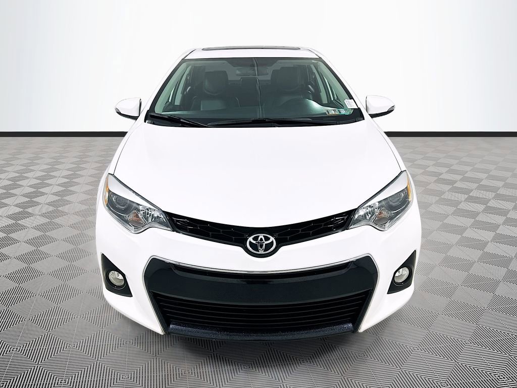 Used 2016 Toyota Corolla S Special Edition FWD video 2