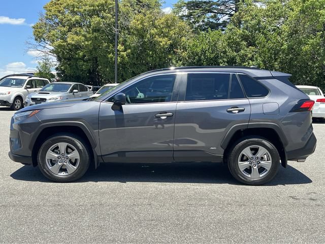 Used 2024 Toyota RAV4 LE AWD/4WD image 10