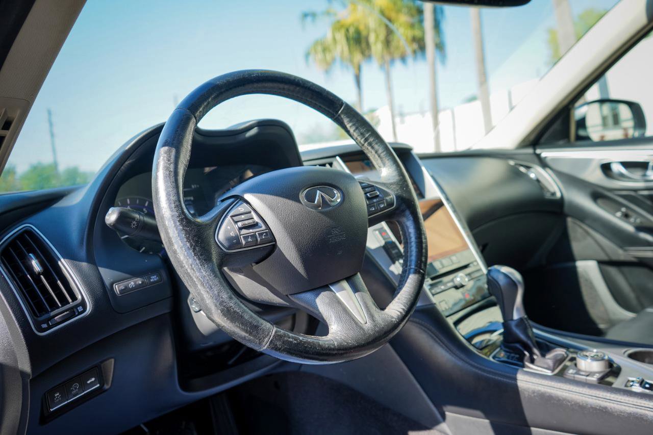 Used 2016 INFINITI Q50 Premium w/ 2.0T Premium Plus Package image 9