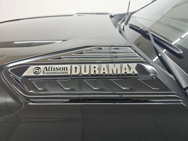 Used 2022 Chevrolet Silverado 2500 High Country image 24