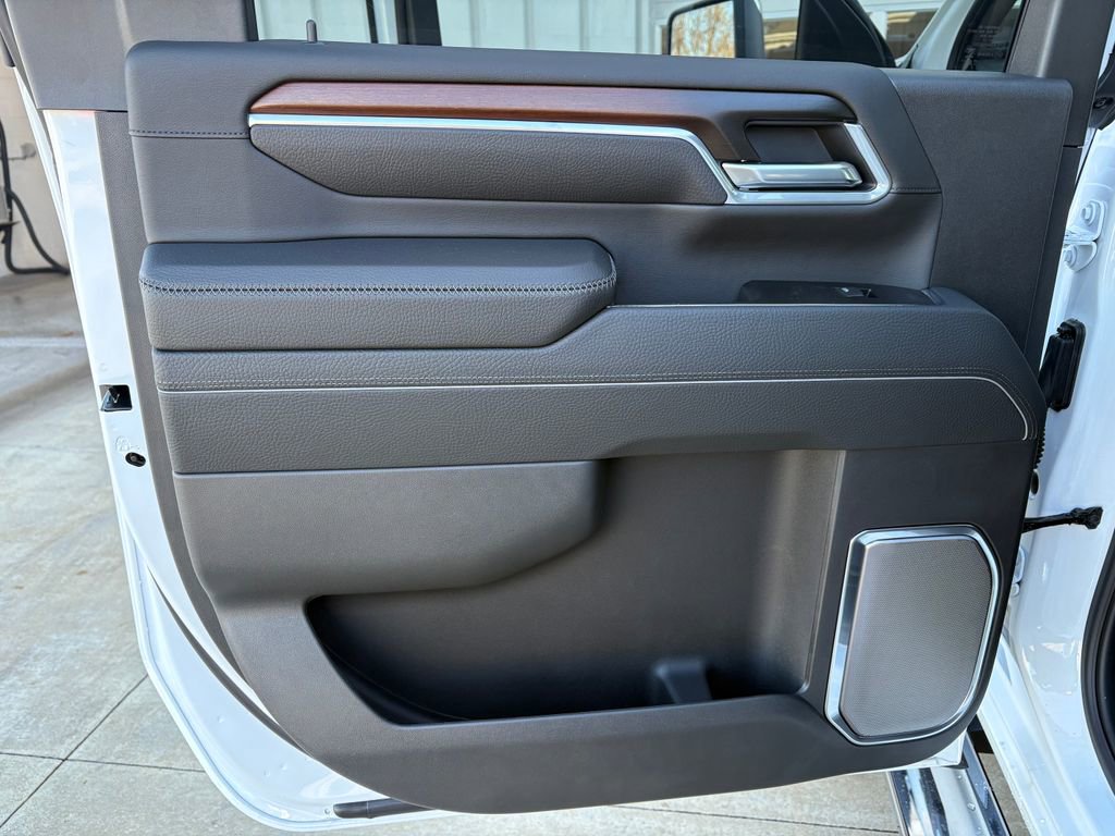 New 2026 GMC Sierra 2500 Denali w/ Denali Reserve Package AWD/4WD image 43