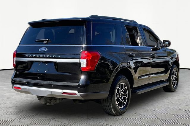 Used 2024 Ford Expedition XLT image 5