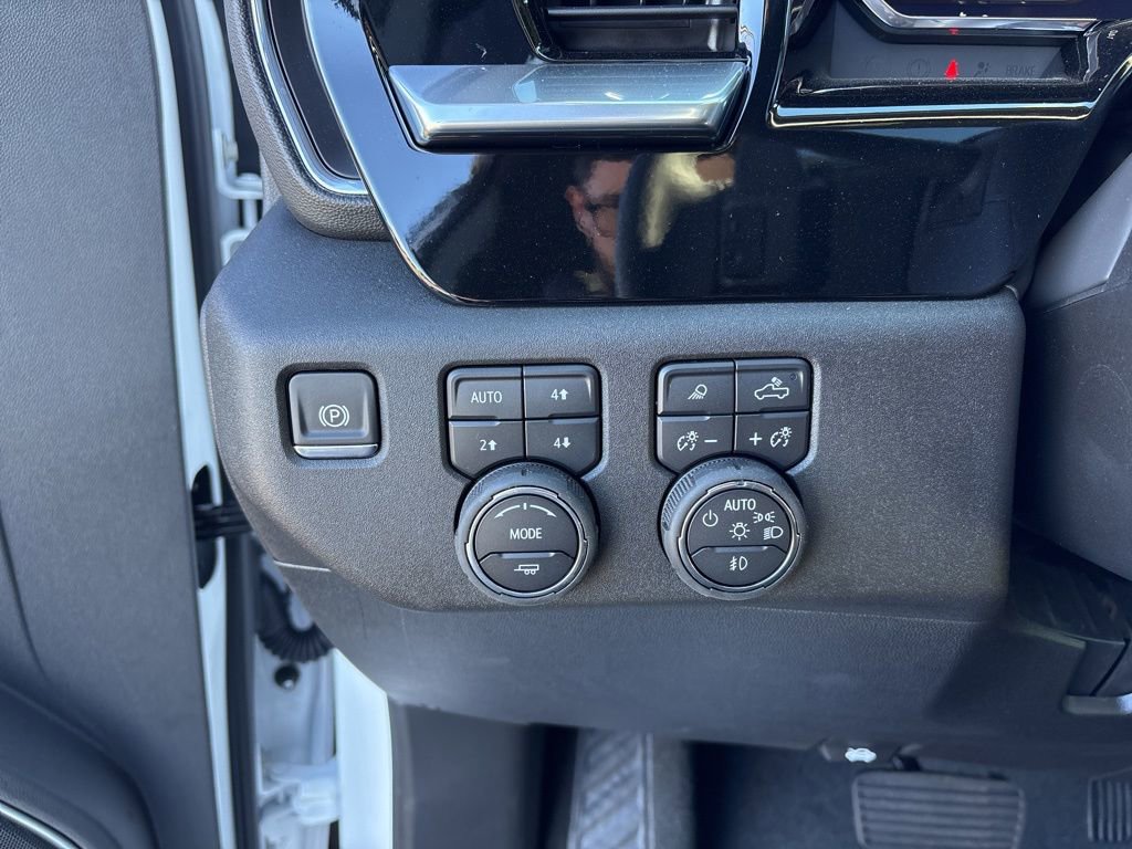 New 2025 Chevrolet Silverado 1500 RST w/ Convenience Package II image 24