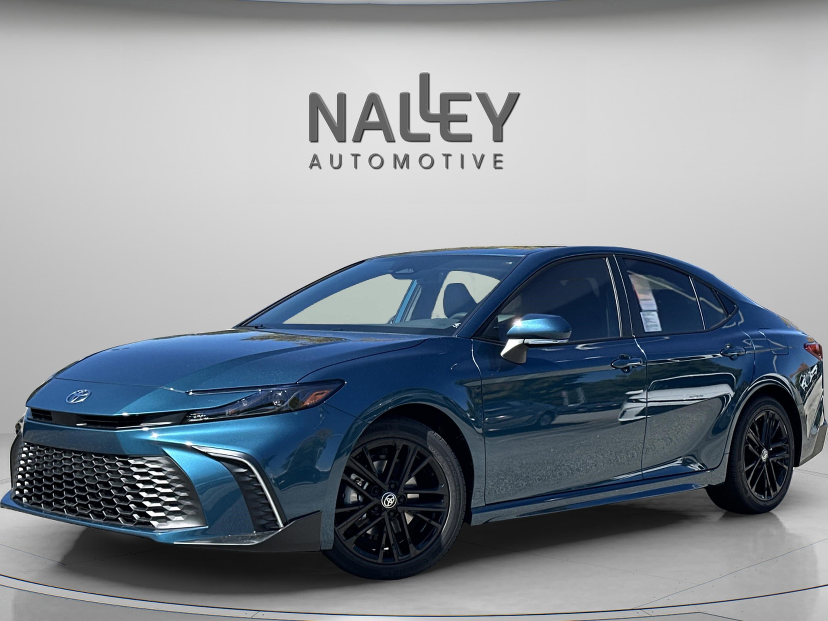 New 2026 Toyota Camry SE video 1