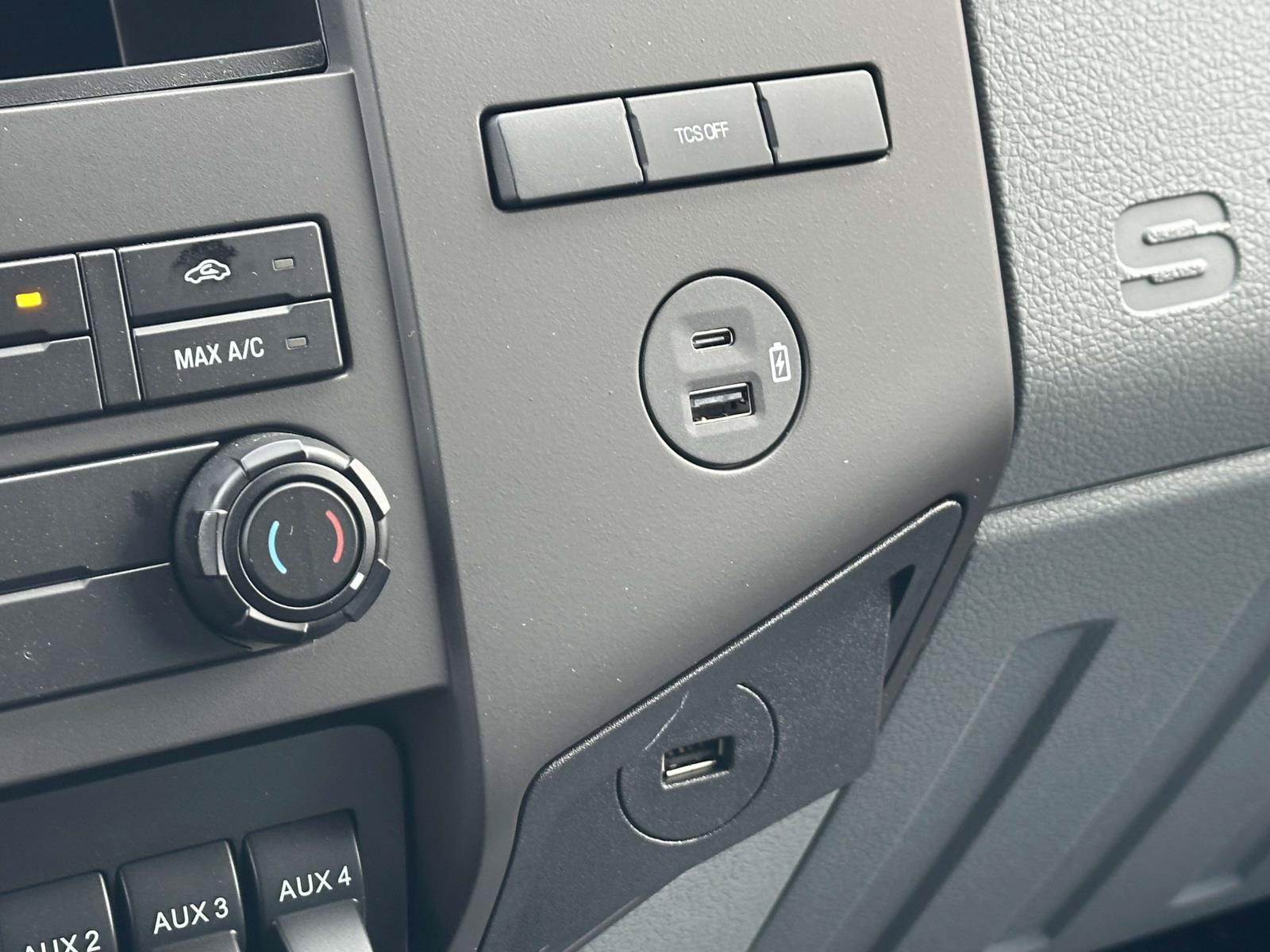 New 2025 Ford F650 2WD Regular Cab Super Duty image 14