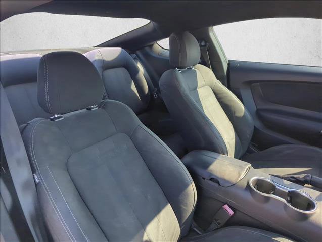 Used 2018 Ford Mustang Coupe image 27
