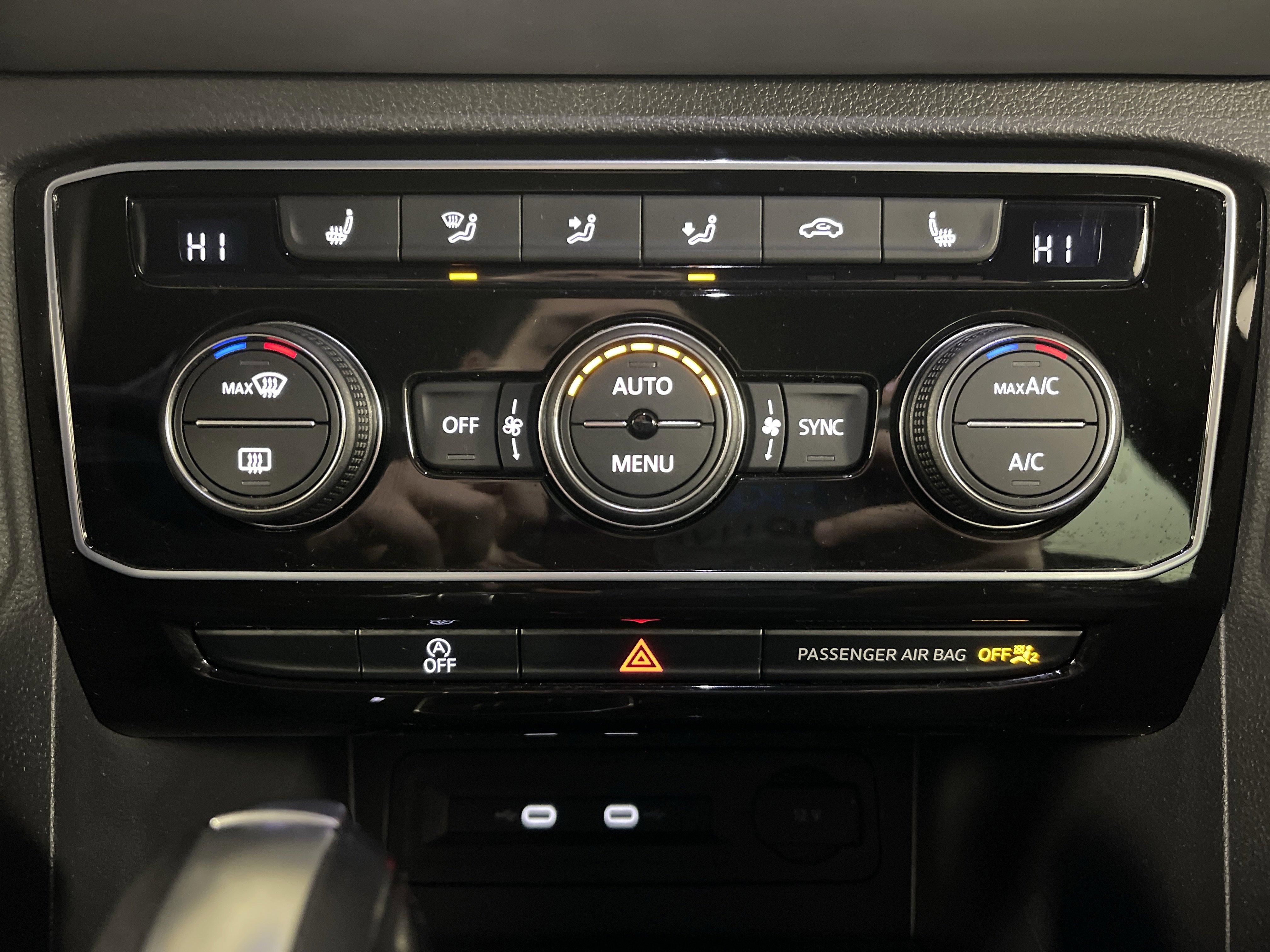 Used 2023 Volkswagen Atlas Cross Sport SE w/ Black Wheel Package image 24