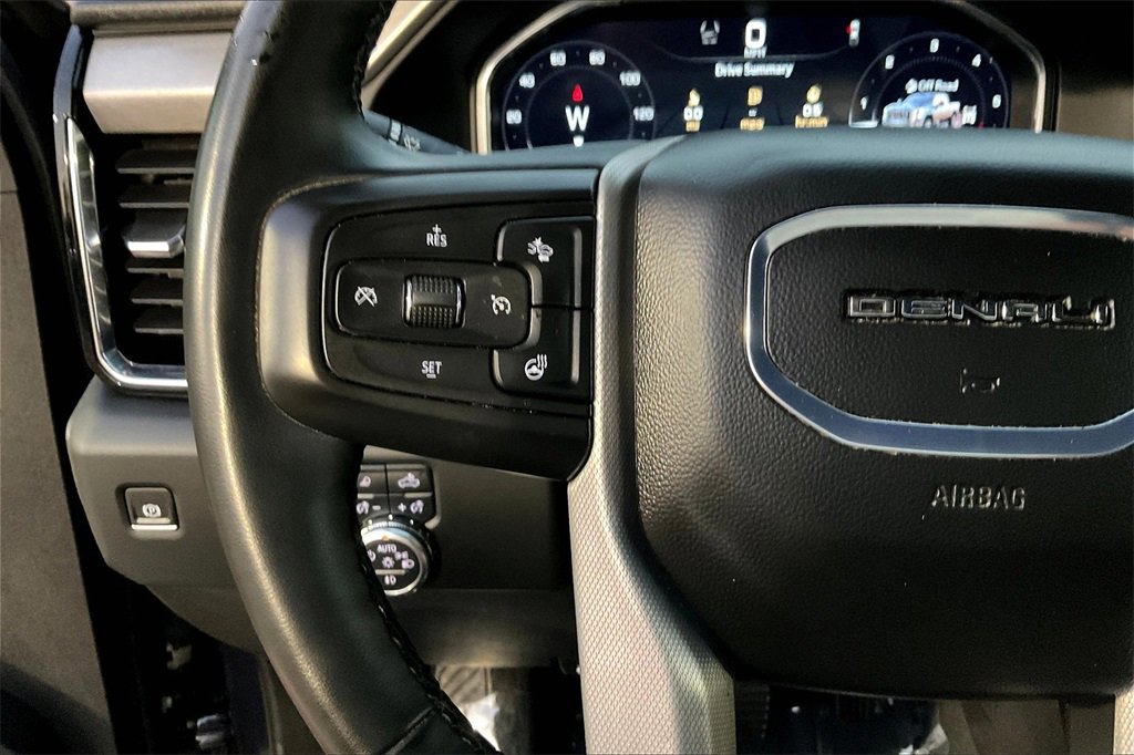 Used 2024 GMC Sierra 2500 Denali w/ Denali Reserve Package image 16